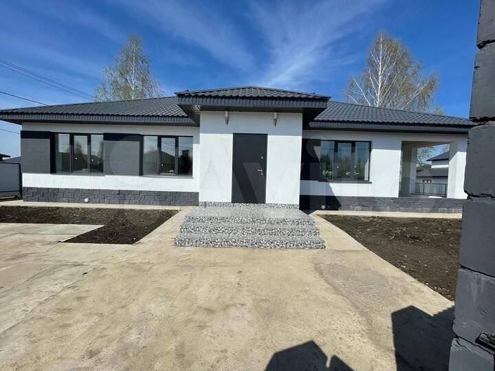 Коттедж 140 м² на участке 10 сот.