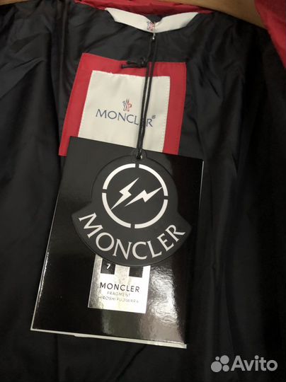 Куртка на синтепоне moncler