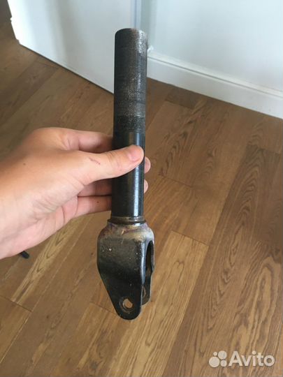 Вилка для трюкового самоката