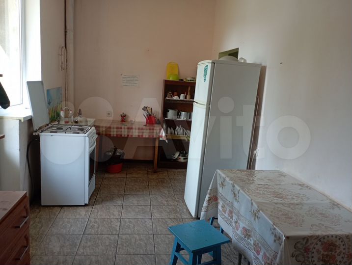 Комната 12 м² в 9-к., 3/3 эт.