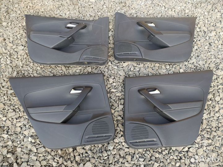 Обшивка двери Volkswagen Polo (Mk5) V рестайлинг