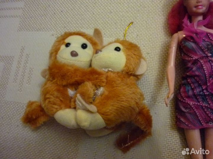 Игрушки мягкие: Медведи, овечка, проч