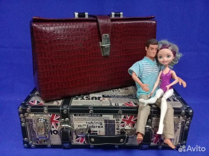 Чемодан винтажный, портфель, сумочка и т п и т д