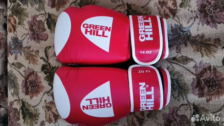 Боксерские перчатки 14 oz