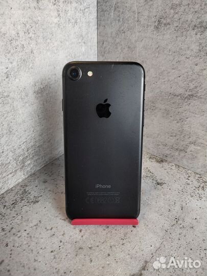 iPhone 7, 32 ГБ