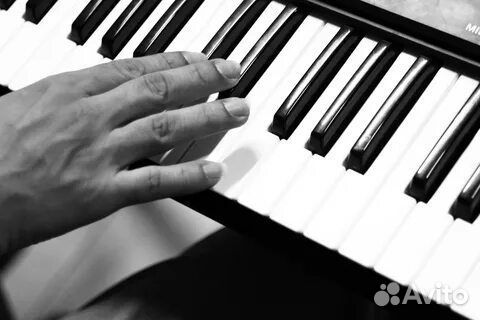 Клавишник/Клавишница