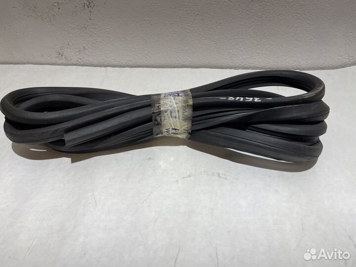 Уплотнитель ветрового стекла 469,31512 UAZ