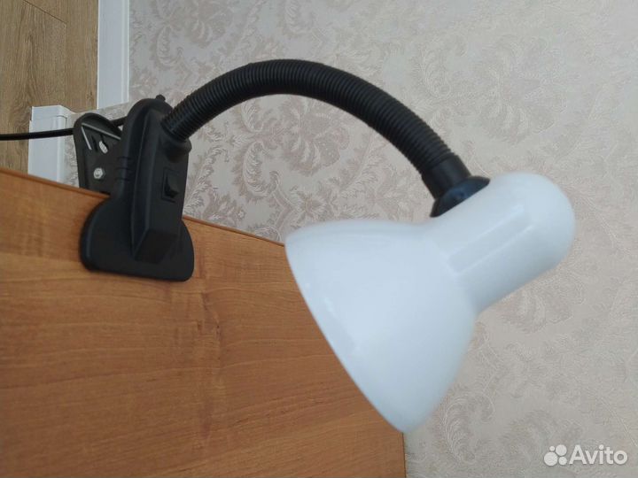 Лампа настольная - прищепка