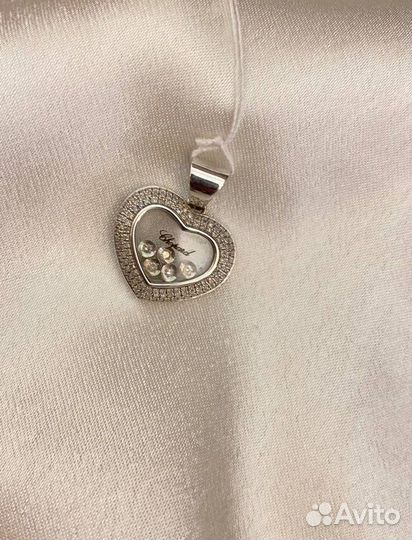 Золотой кулон с бриллиантом