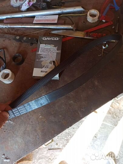 Ремень генератора на Volkswagen T4 Dayco 6pk923