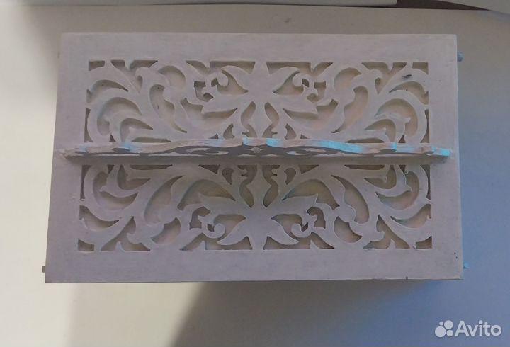 Деревянная шкатулка для украшений