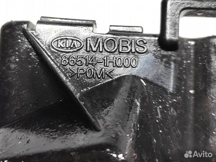 Кронштейн переднего бампера правый (2007-2012) Kia