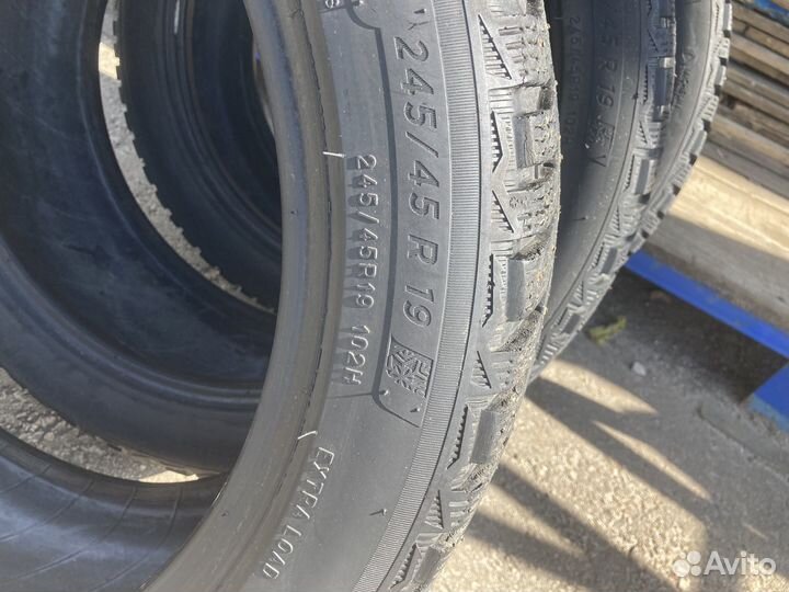 Michelin X-Ice North 4 245/45 R19 102H