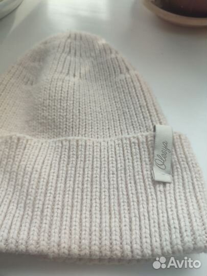 Шапка женская вязаная