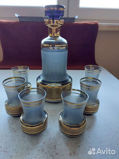 Графин с рюмками богемия