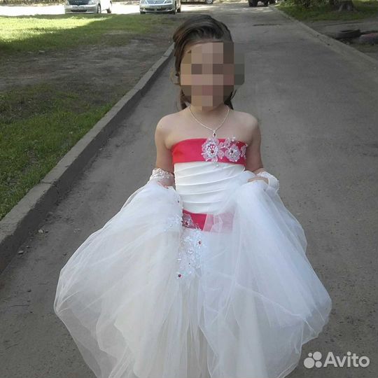 Платье нарядное