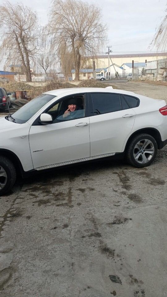 BMW X6: фото владельца
