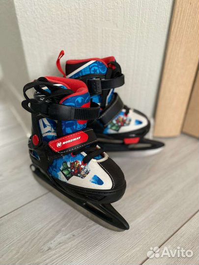 Коньки хоккейные