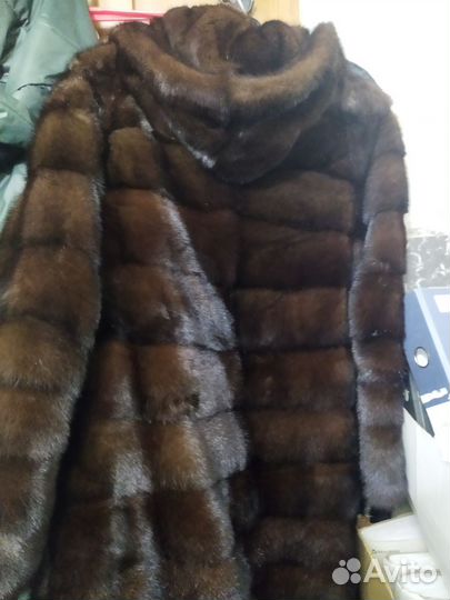 Шуба норковая с капюшоном 44