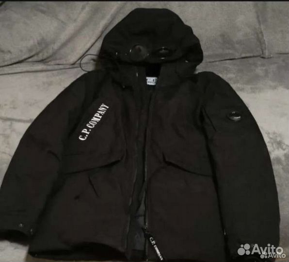 Осенний-зимний пуховик Cp.Company