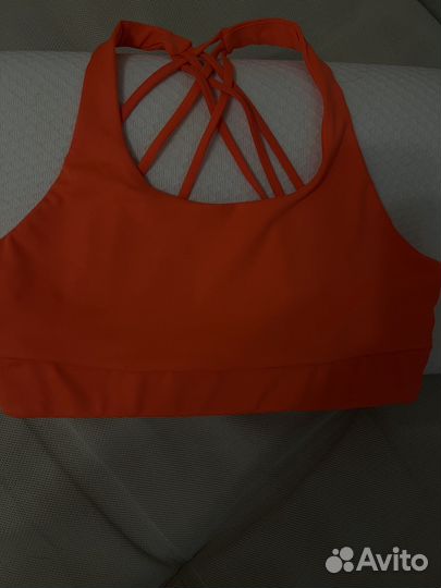 Свитер женский спортивный