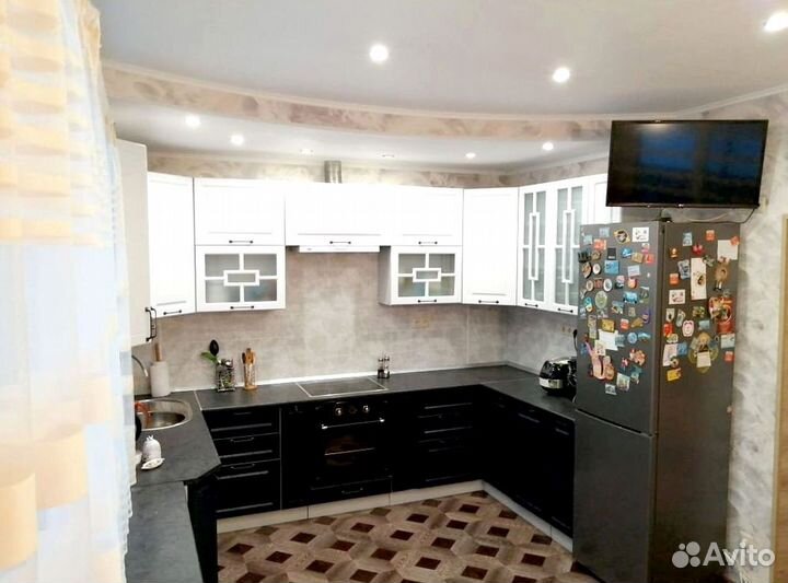 Кухонный гарнитур угловой