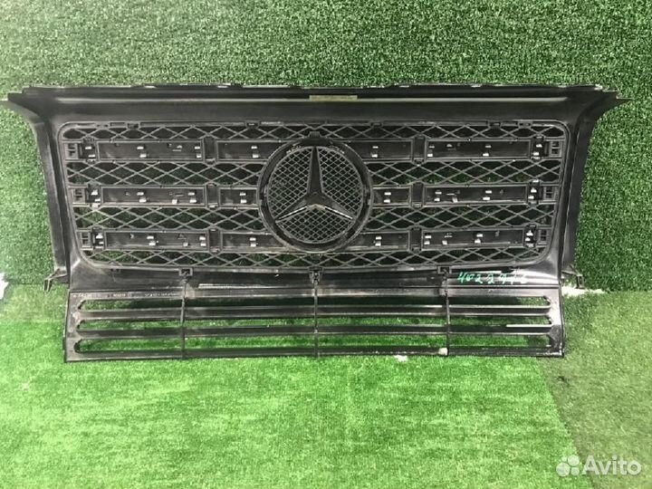 Решетка радиатора Mercedes-Benz G-Class