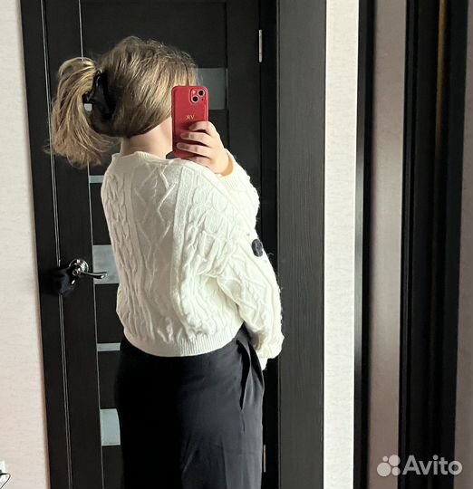 Свитер шерстяной