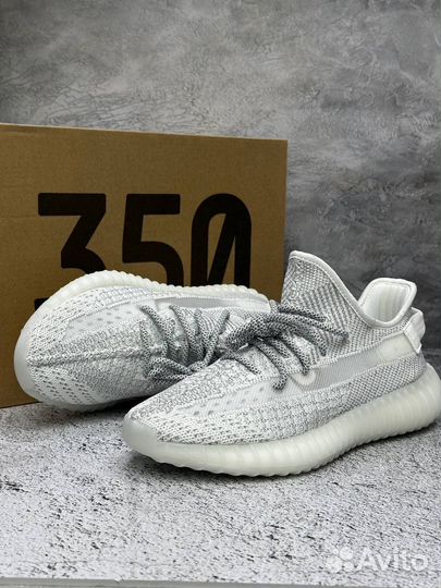 Кроссовки Adidas yeezy boost 350
