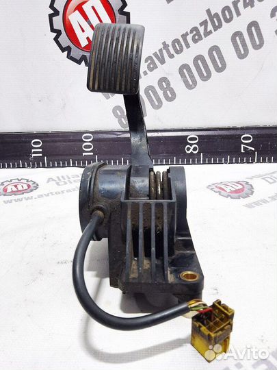 Педаль газа Mercedes-Benz actros A9413000104 (876)