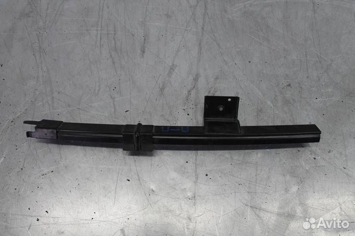 Направляющая стекла двери передней правой Nissan