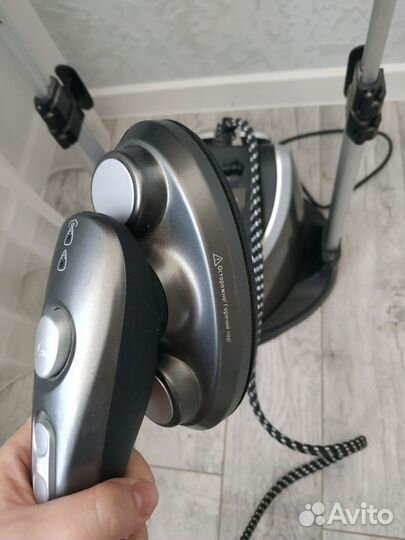 Отпариватель для одежды вертикальный