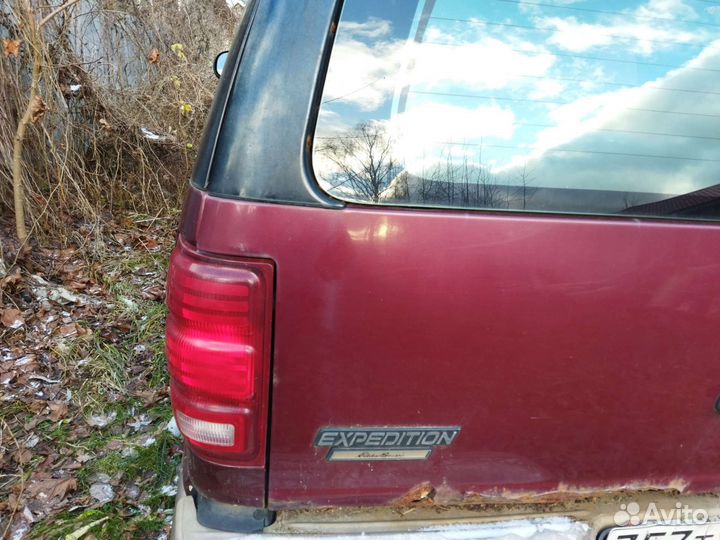 Задняя дверь со стеклом форд экспедишн