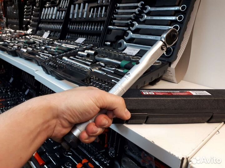 Динамометрический ключ 1/4 2-24Нм Thorvik