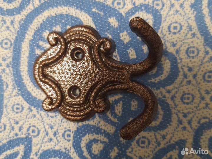 Крючок настенный винтаж