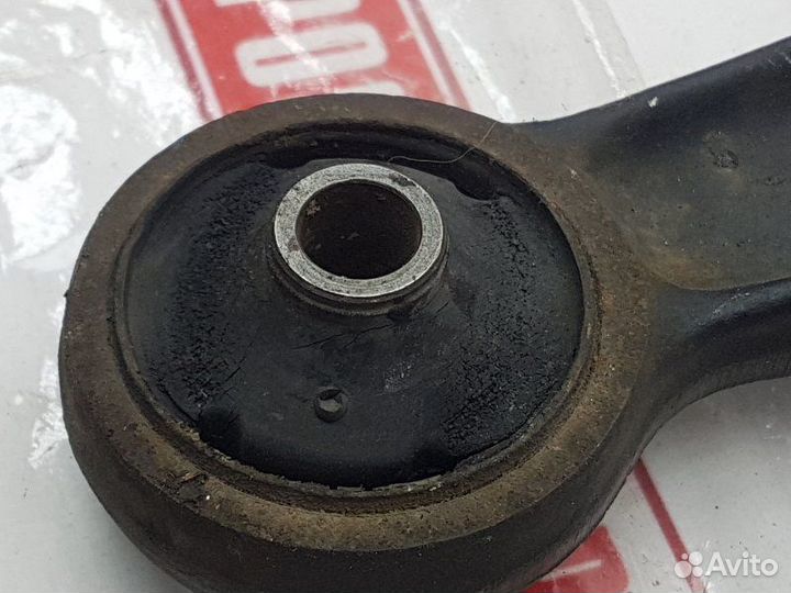 Рычаг подвески нижний передний левый Toyota