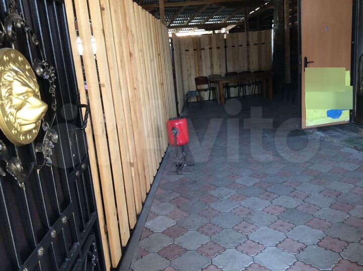 Коттедж 280 м² на участке 7 сот.