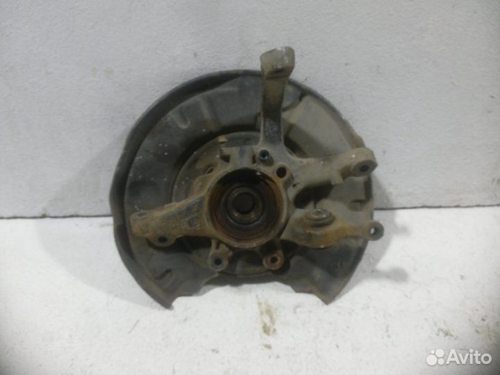 Кулак поворотный задний левый Mercedes S W220