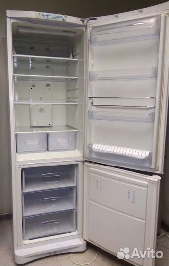 Балкон холодильника Индезит Ноу Фрост