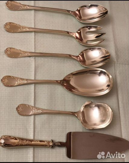 Набор столовых приборов