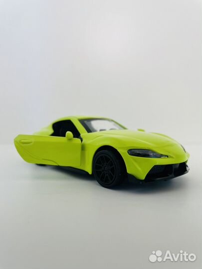 Машинка Toyota Supra