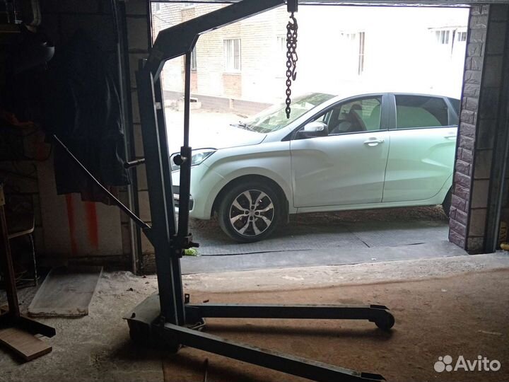 Подъёмник для хозяйства 