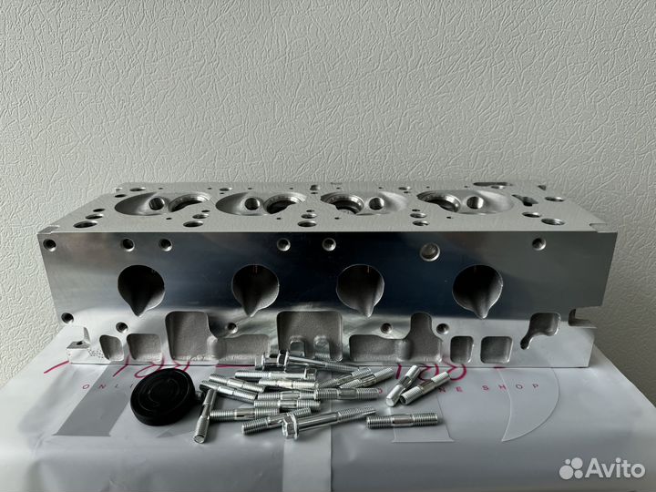 Новая ГБЦ Рено логан 1.4 1.6 8кл К7М K7J