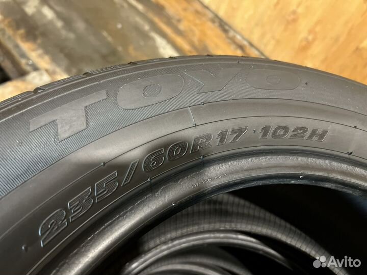 Toyo Proxes CF2 SUV 235/60 R17