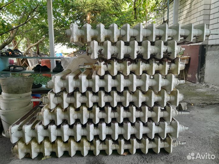 Продам чугунные радиаторы отопления б/у