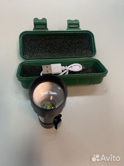 Фонарик карманный