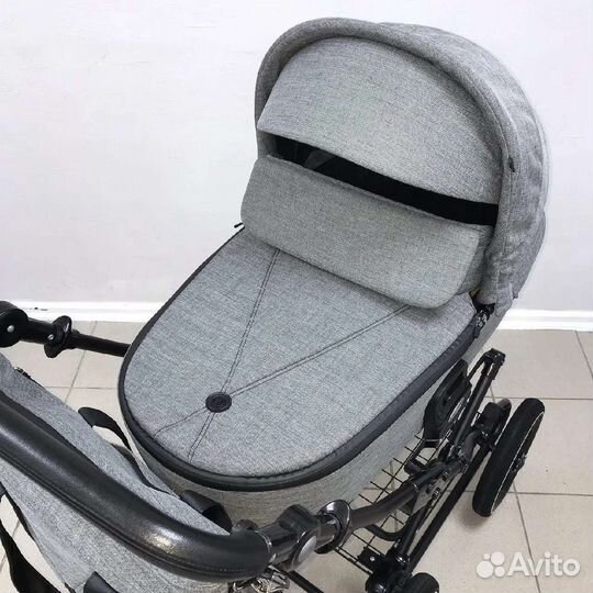 Коляска люлька Roan Bass Next Classic