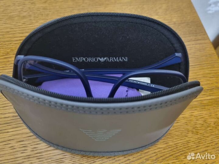 Очки emporio armani