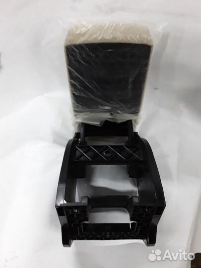 Подлокотник Skoda Octavia 1Z0864207dgbb