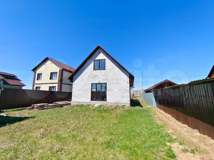 Дом 95 м² на участке 5 сот.